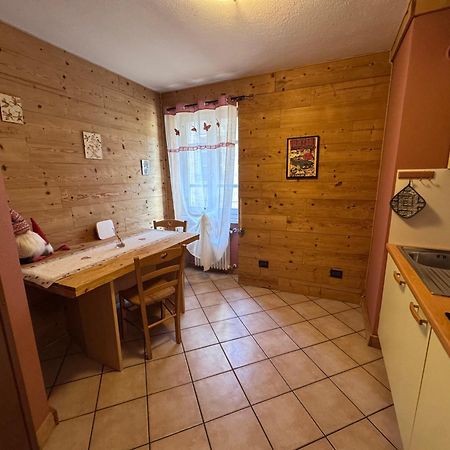 Reve En Ville Aosta Eksteriør bilde